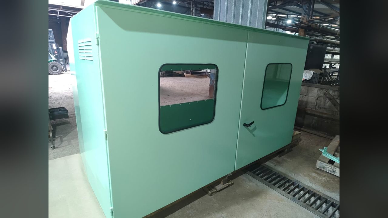 Cabine com pintura industrial